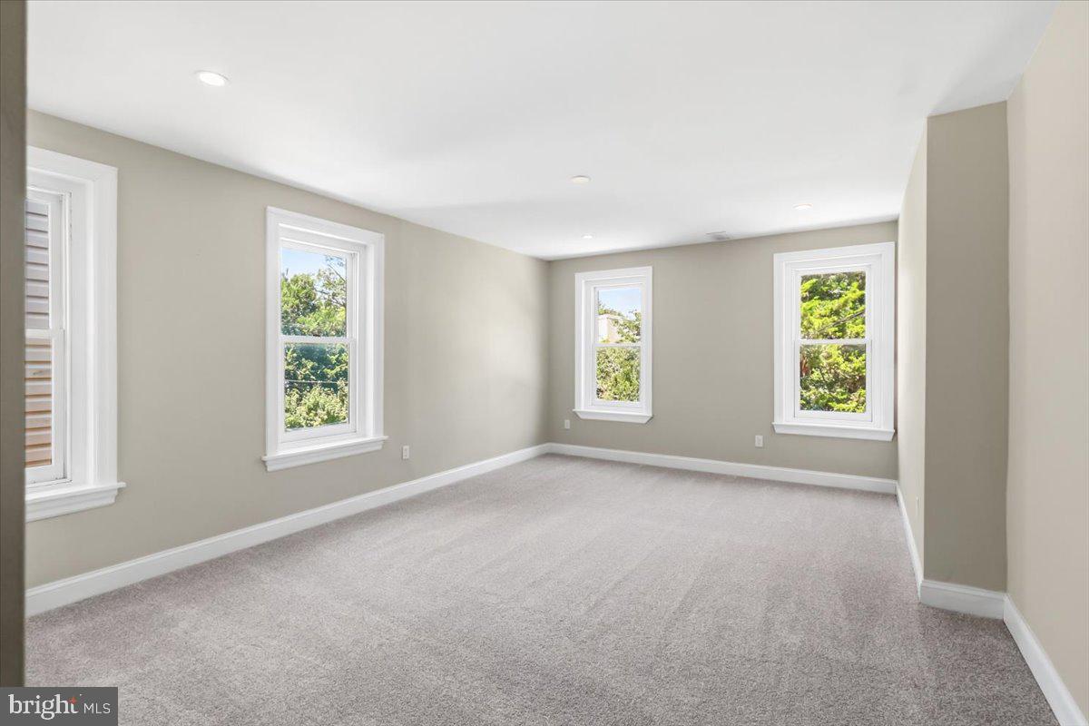 138 Rector St #a Property Photo 15