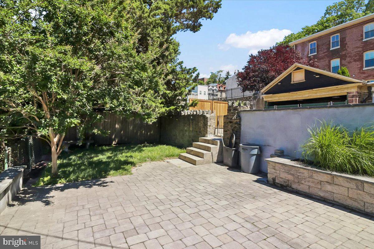 138 Rector St #a Property Photo 27