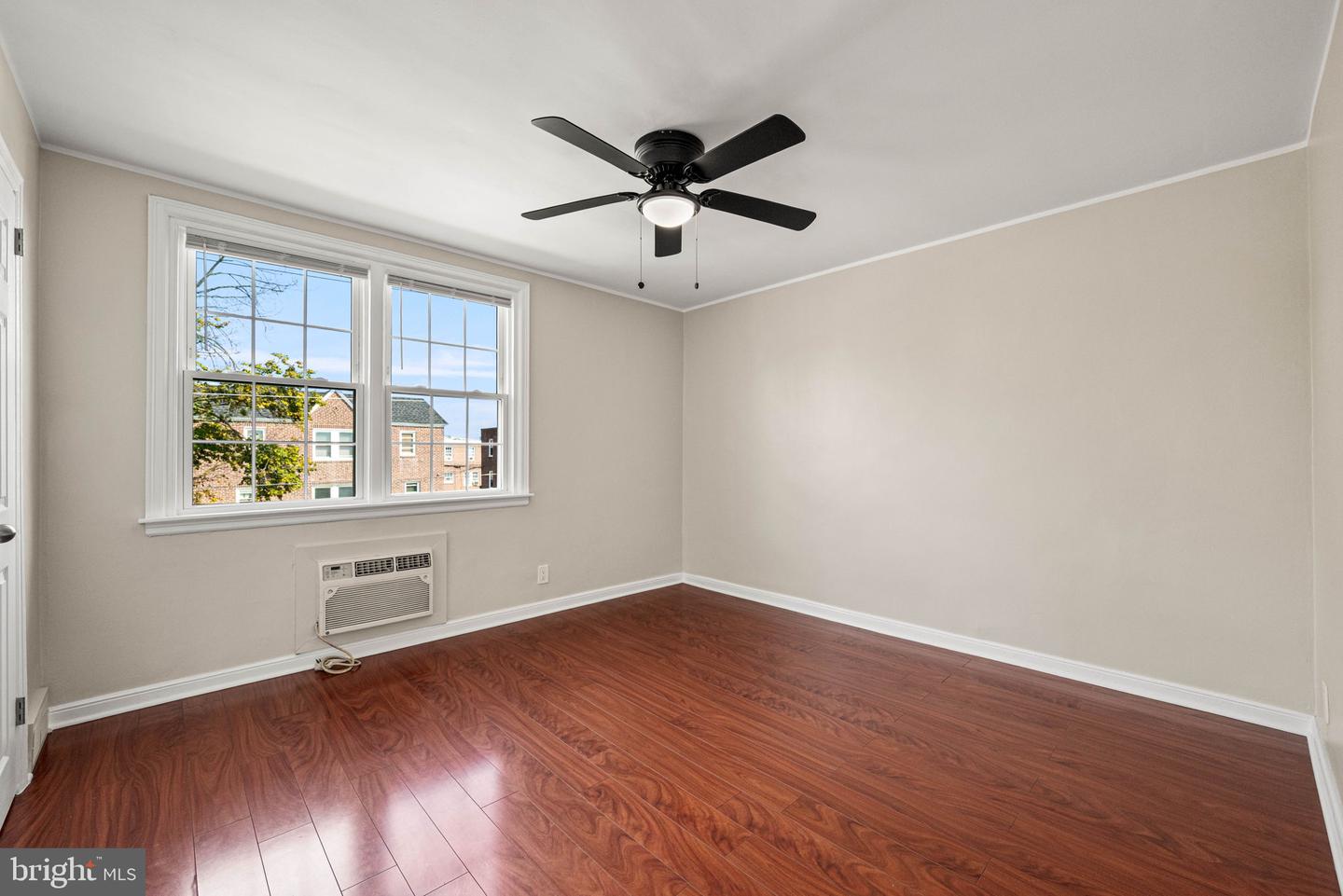 4256 M St Property Photo 8