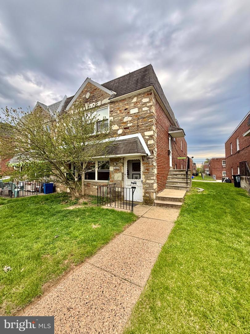 1708 Loney St Property Photo 1