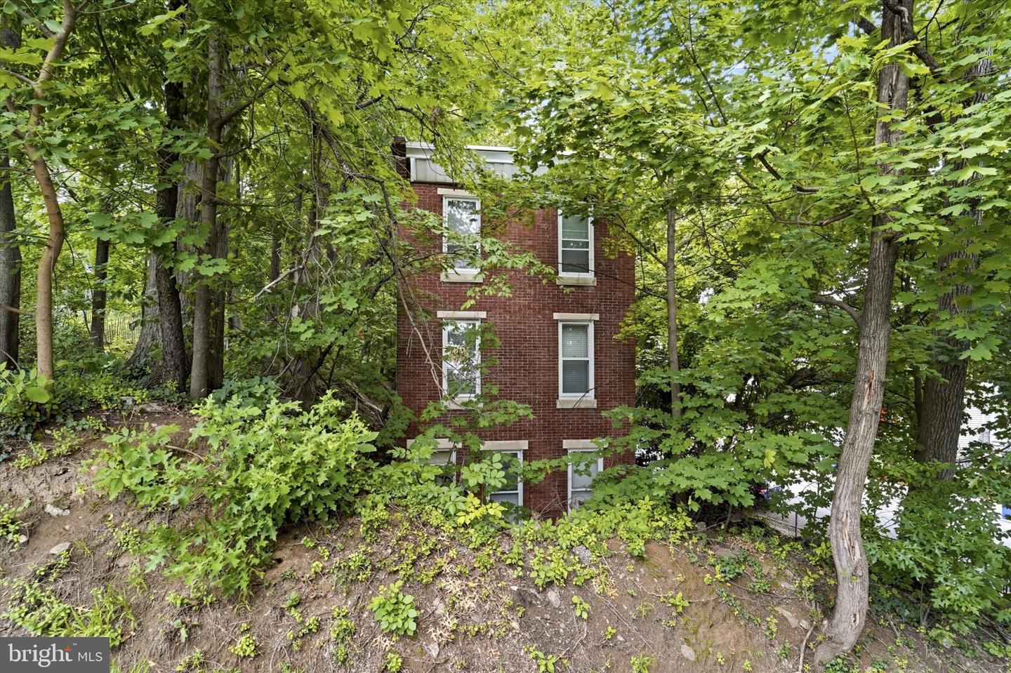 3401 Powers St Property Photo 4