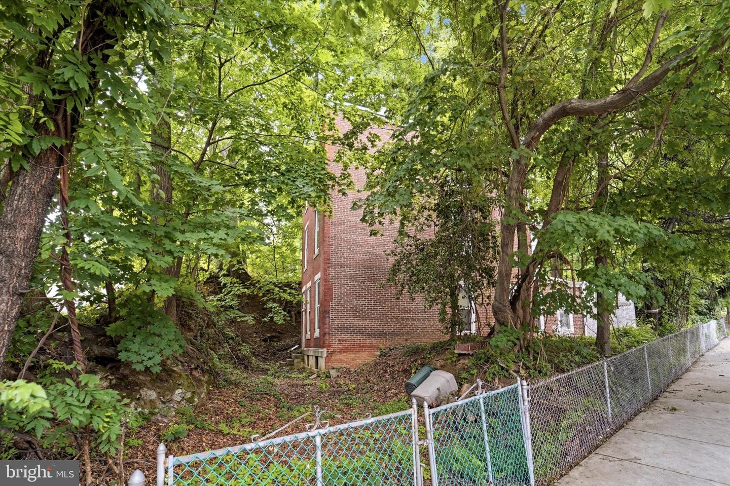 3401 Powers St Property Photo 6