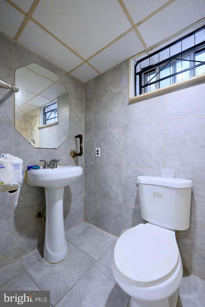 3450 Ryan Ave Property Photo 30