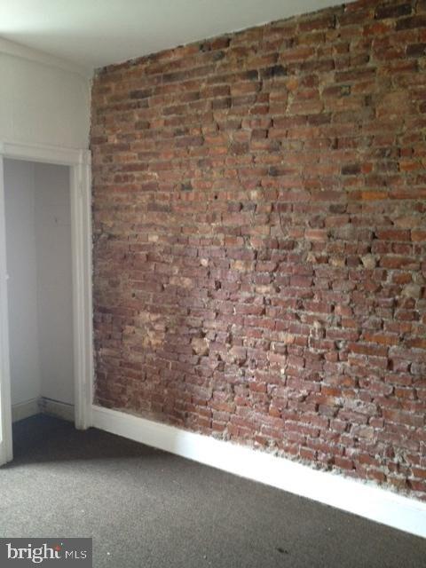 5720-3801 N Lambert St Property Photo 10