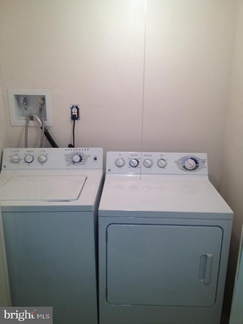 5720-3801 N Lambert St Property Photo 15