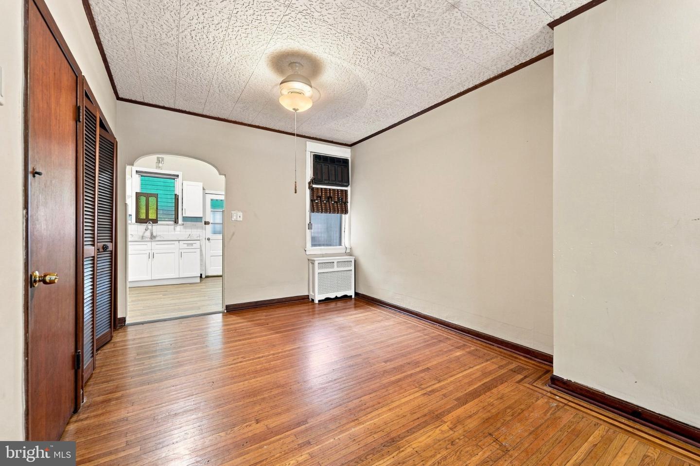 2108 S Woodstock St Property Photo 7