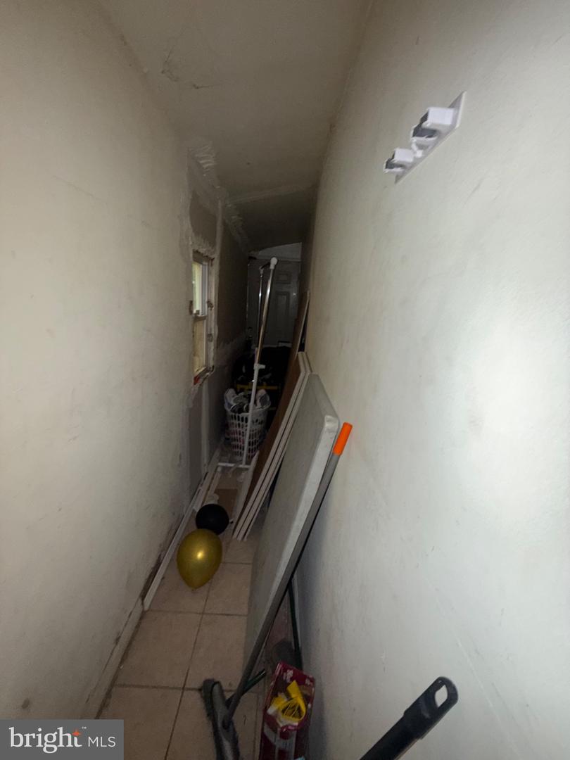 6814 Yocum St Property Photo 12
