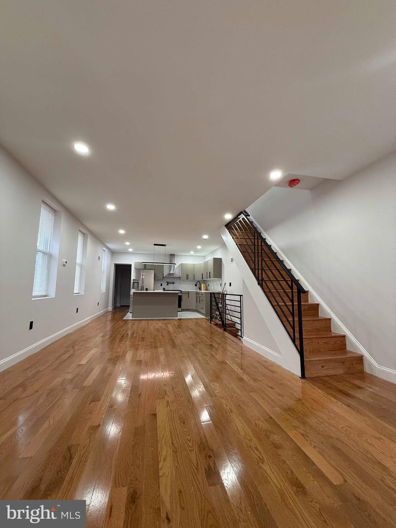 510 Westmoreland St Property Photo 2