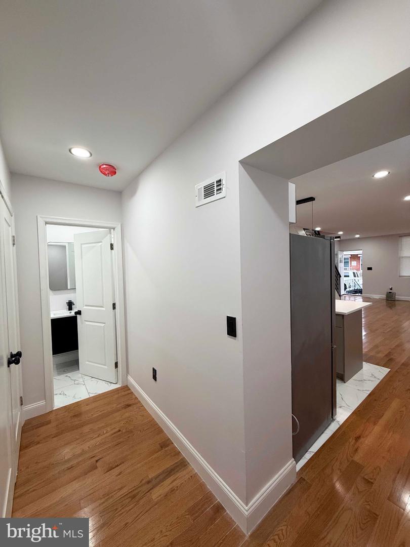 510 Westmoreland St Property Photo 8