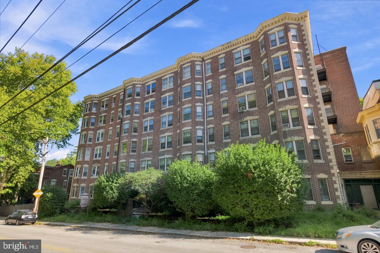 5721 Morris St #404 Property Photo 4