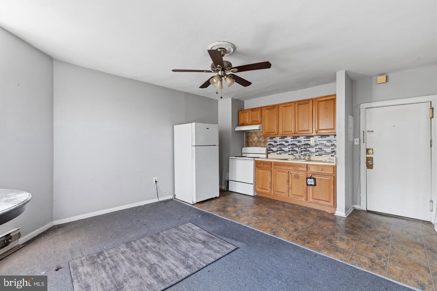 5721 Morris St #404 Property Photo 18