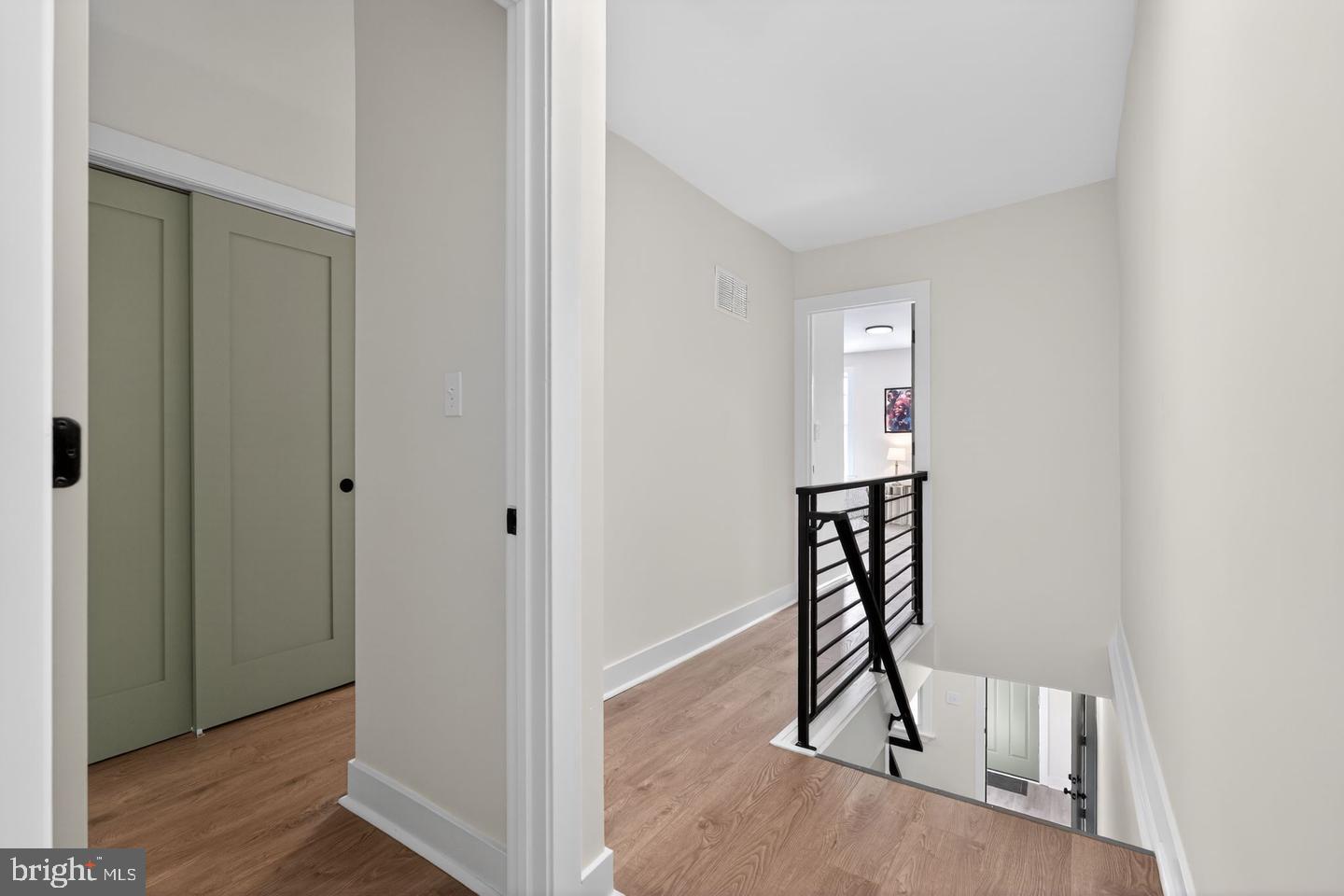 749 S 52nd St Property Photo 15