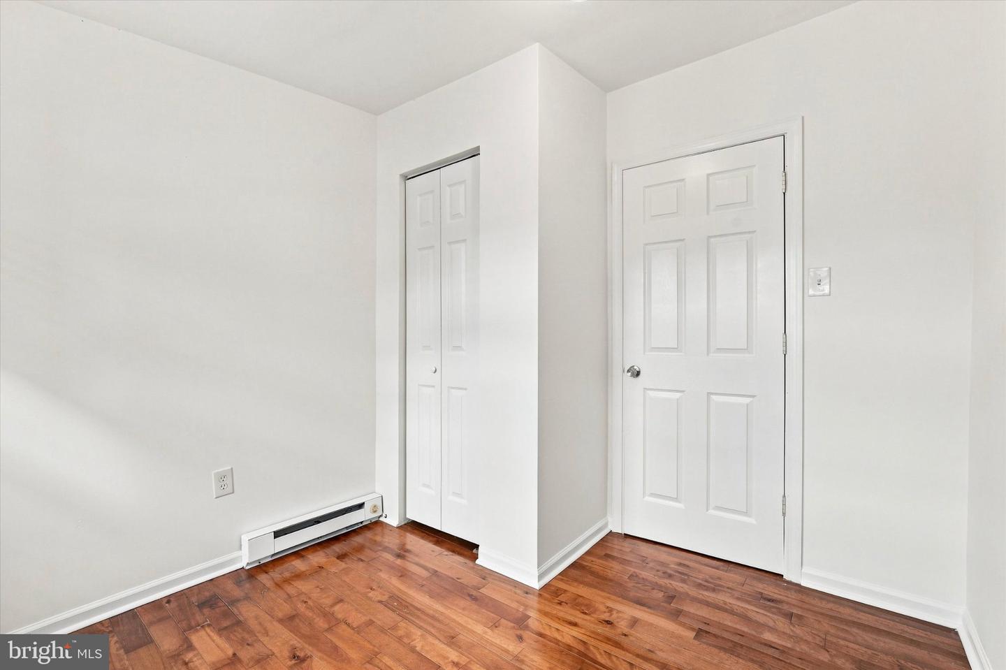 1526 S Lambert St Property Photo 9