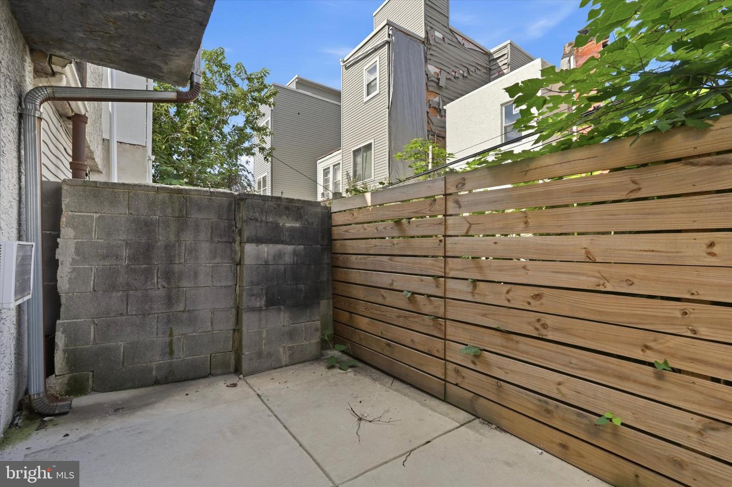 1526 S Lambert St Property Photo 14