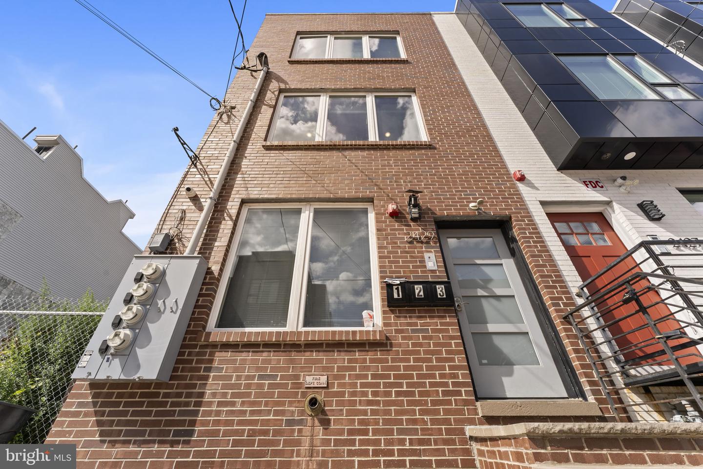 2429 W Thompson St #b Property Photo 21