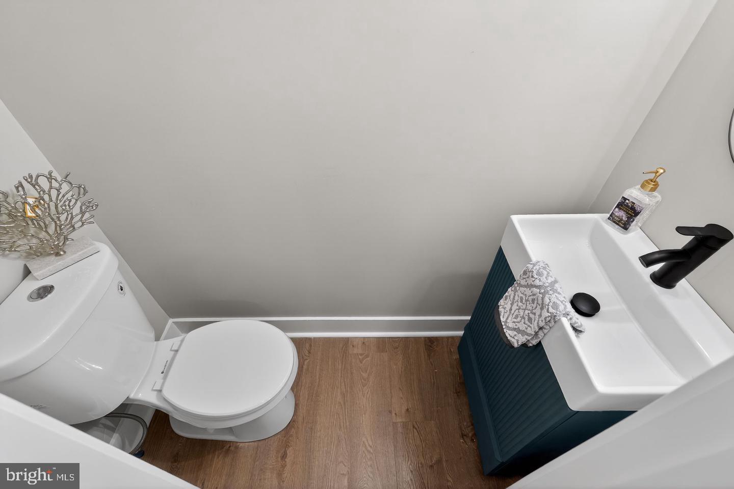 2518 S American St Property Photo 13