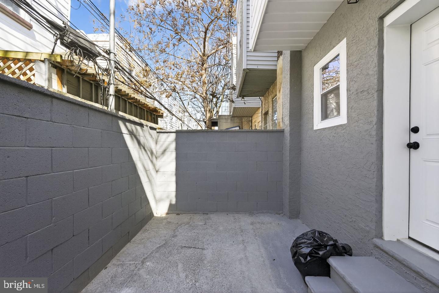 2518 S American St Property Photo 28