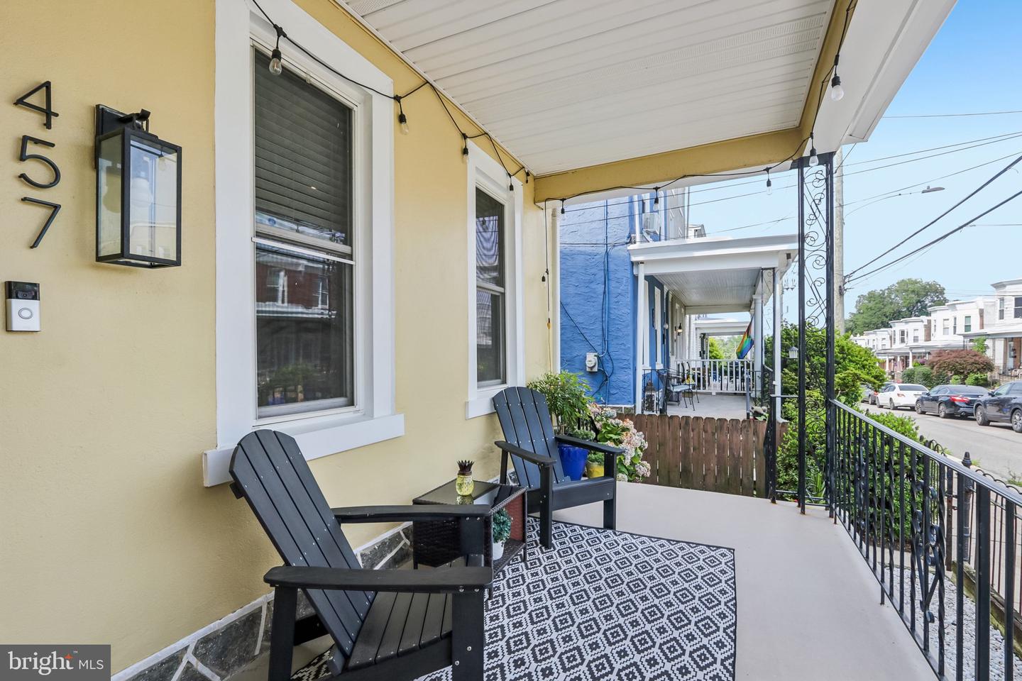 457 Delmar St Property Photo 6