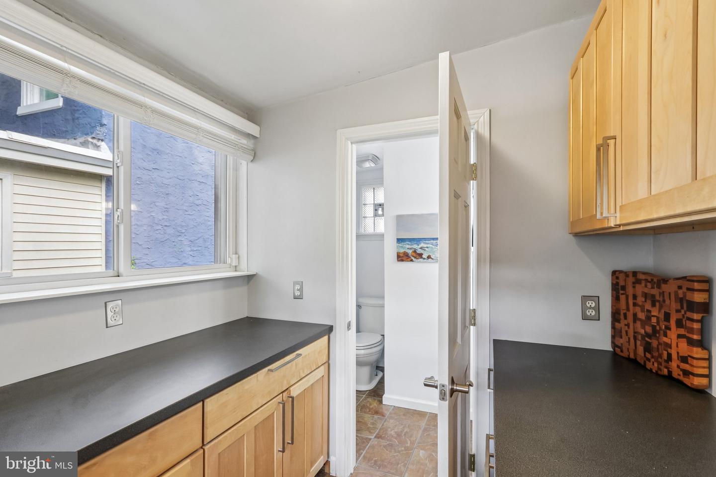 457 Delmar St Property Photo 19