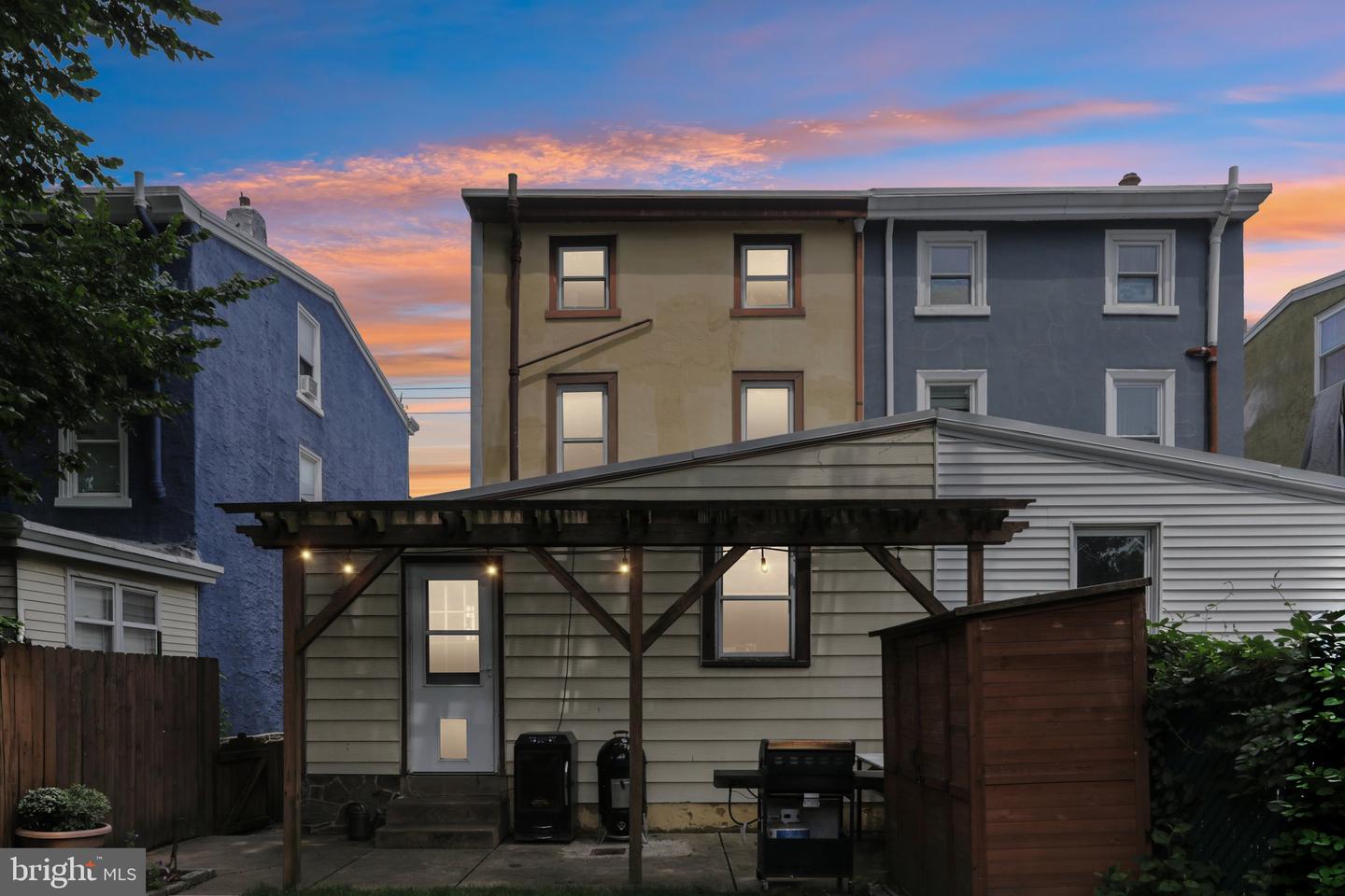457 Delmar St Property Photo 47