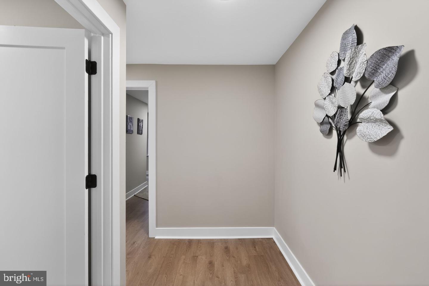 1537 Latona St Property Photo 21