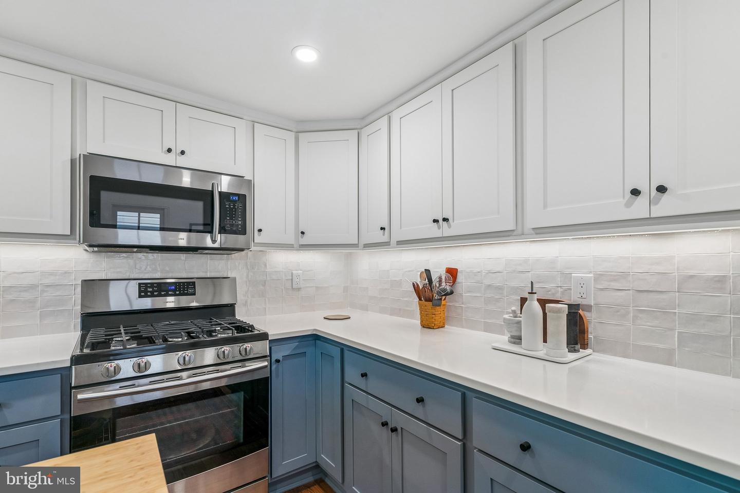 1106 Marlborough St Property Photo 15