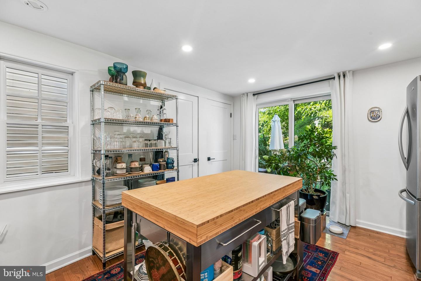 1106 Marlborough St Property Photo 17