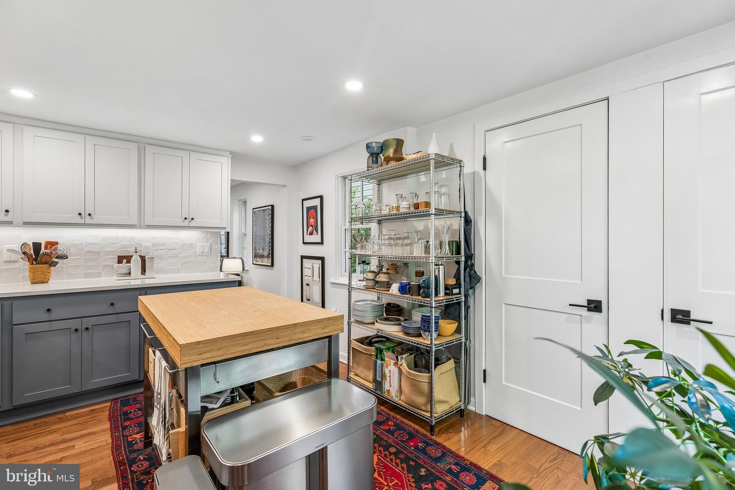 1106 Marlborough St Property Photo 18
