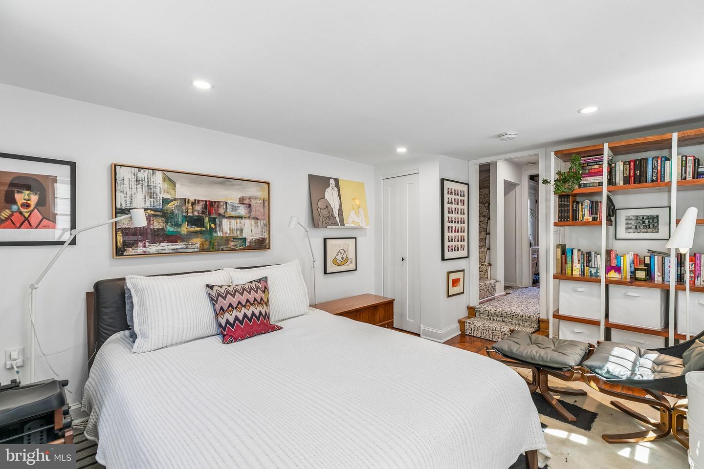 1106 Marlborough St Property Photo 30