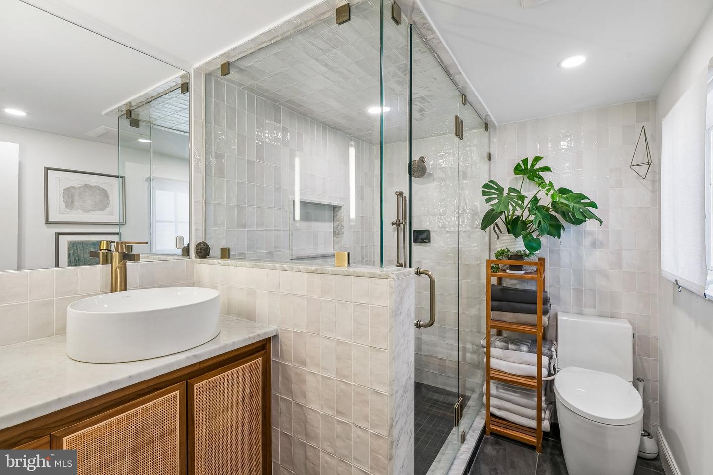 1106 Marlborough St Property Photo 33