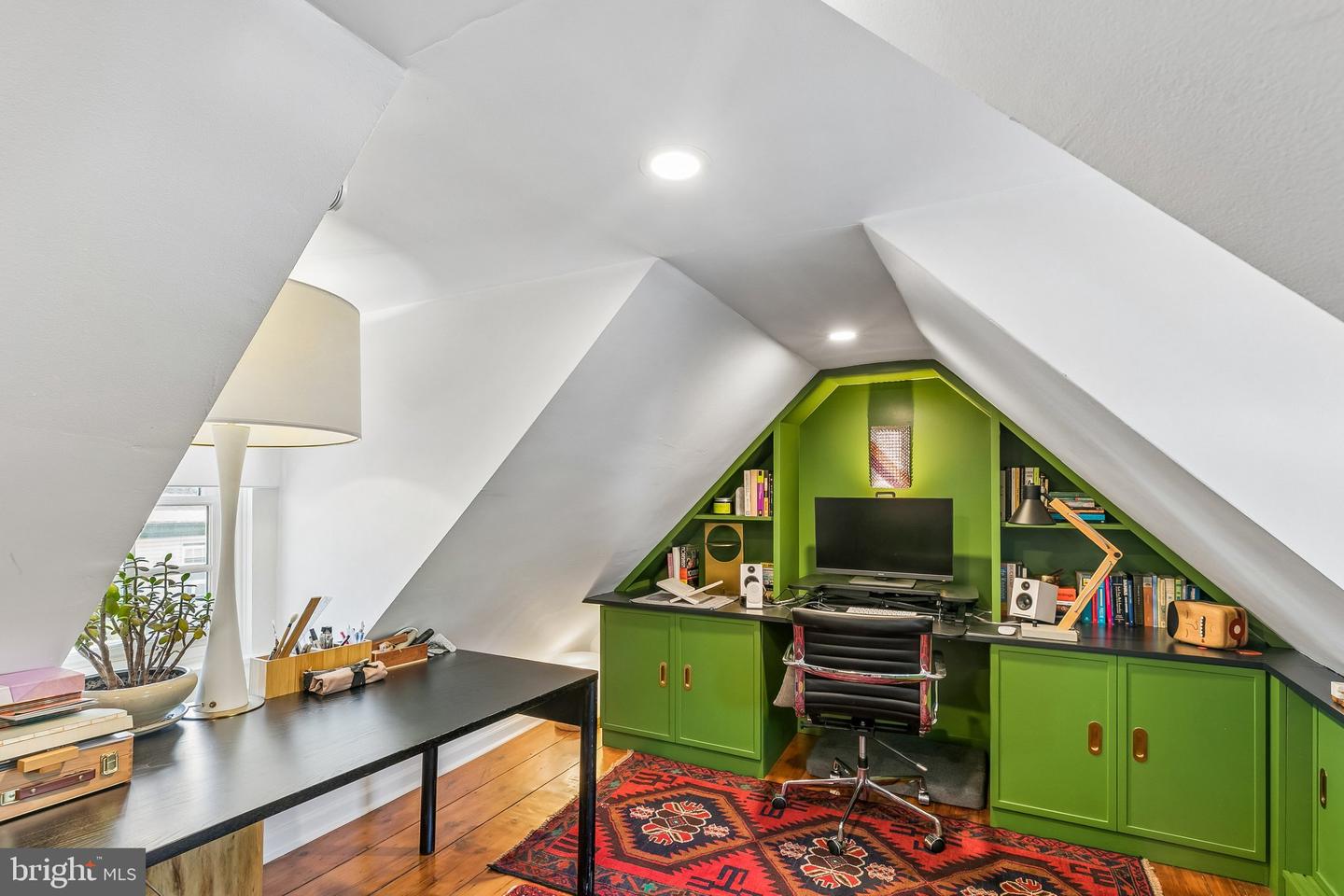 1106 Marlborough St Property Photo 39