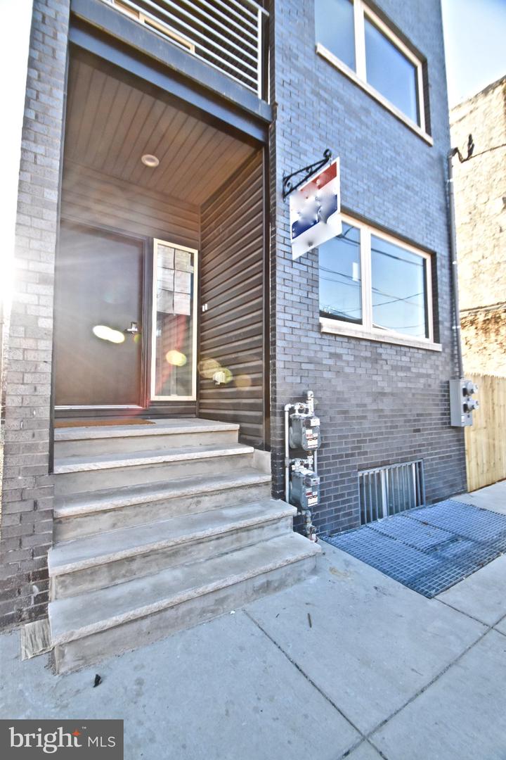2068 Boston St E #1 Property Photo 18