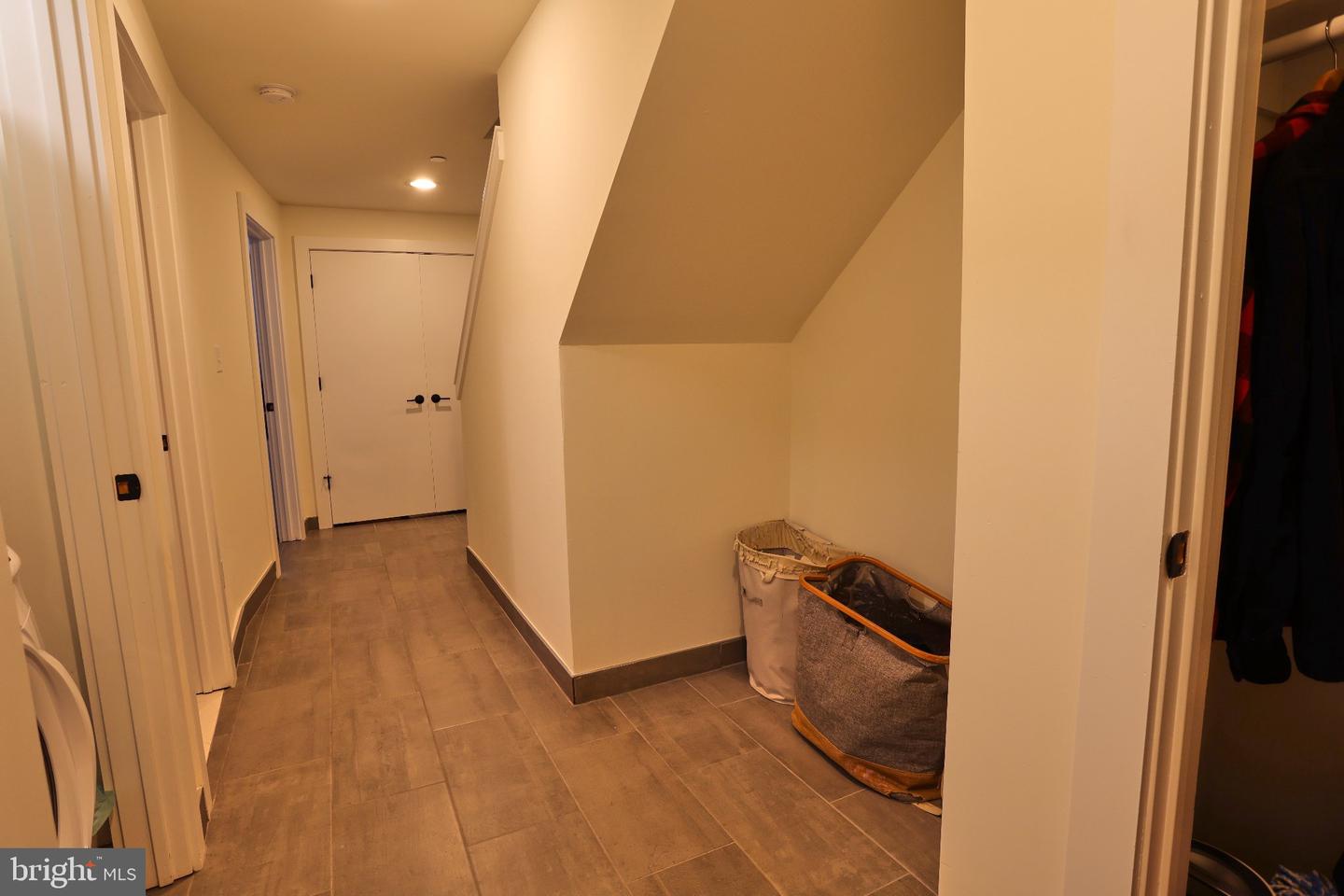 2068 Boston St E #1 Property Photo 22