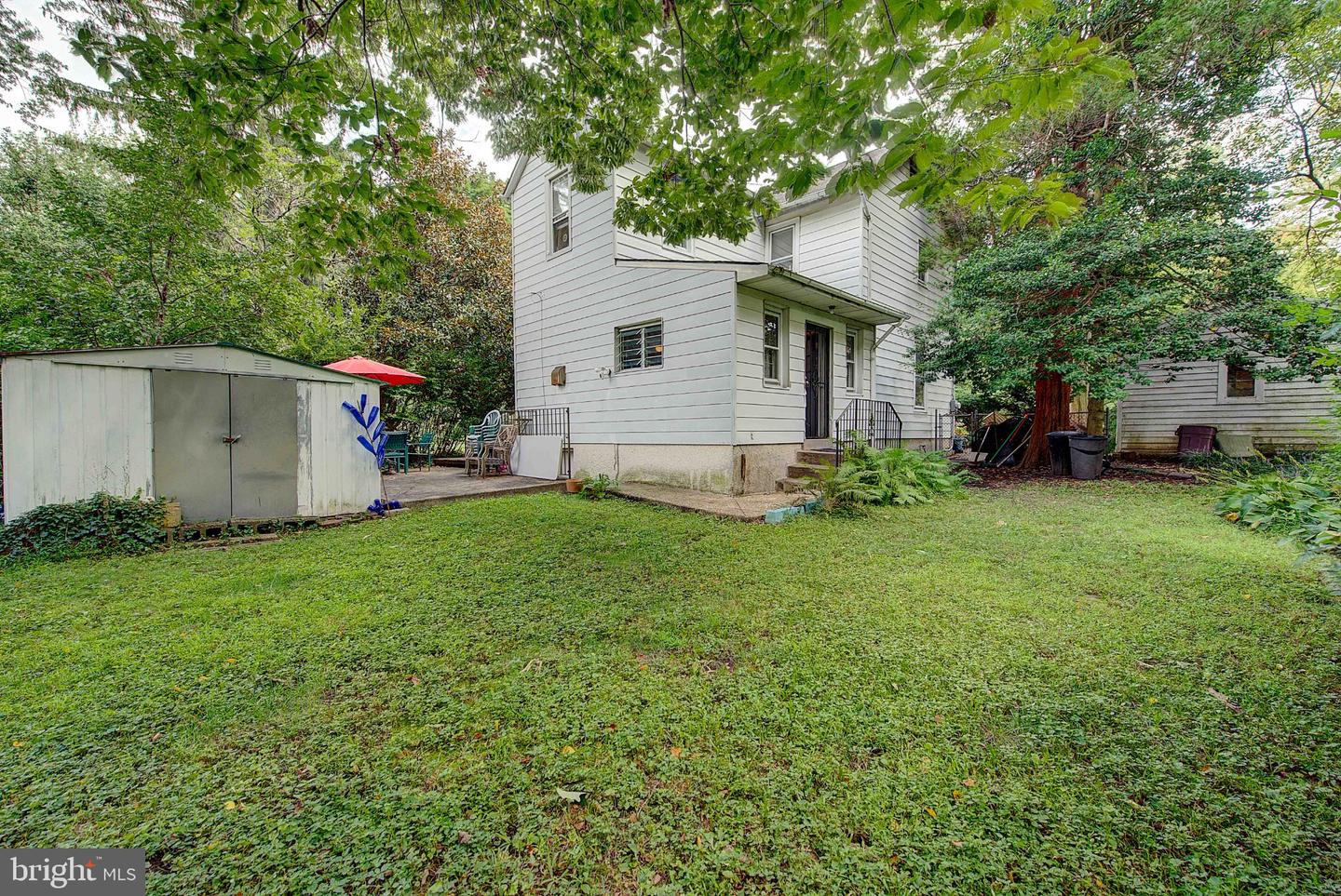 37 E Mermaid Ln Property Photo 18
