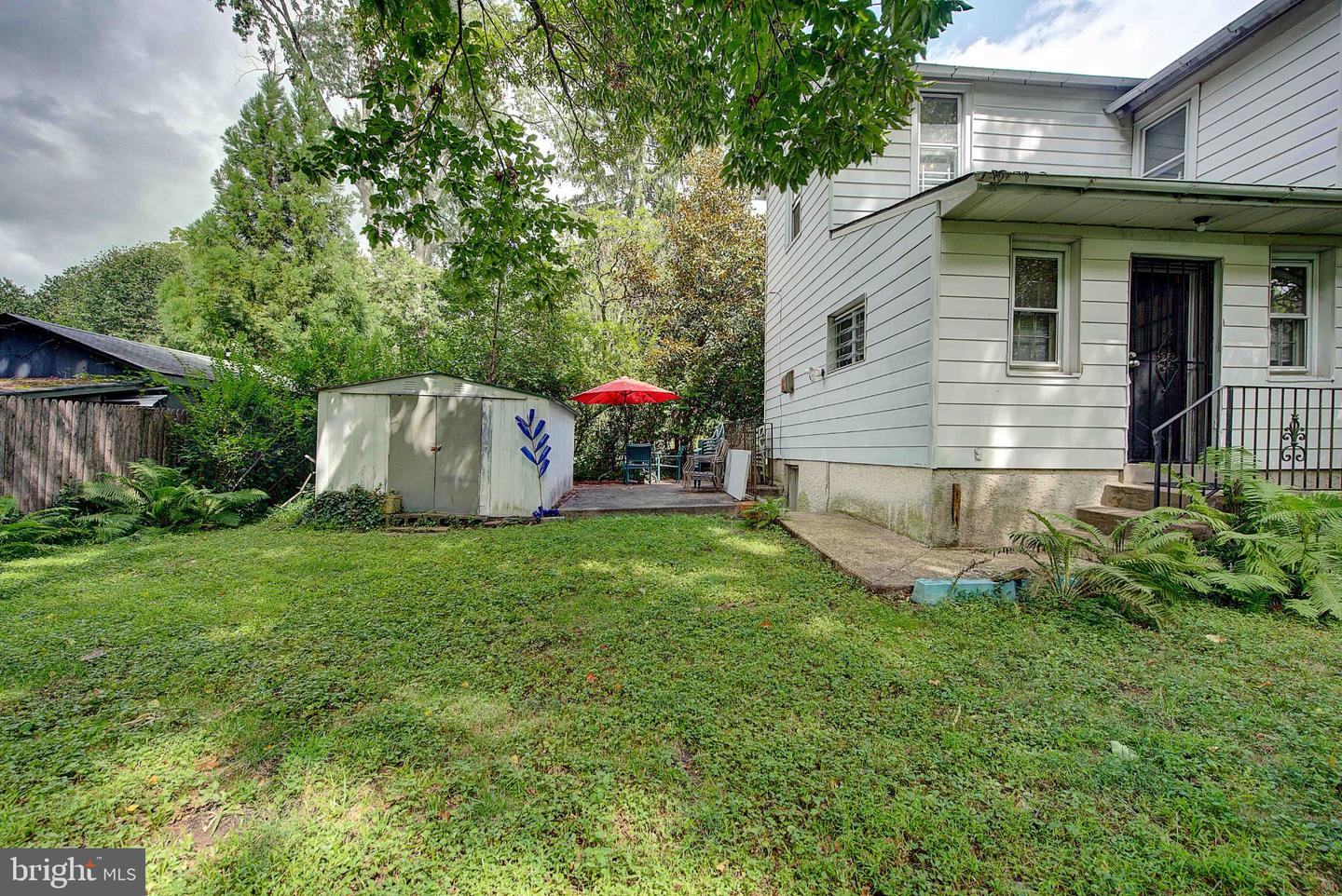 37 E Mermaid Ln Property Photo 20