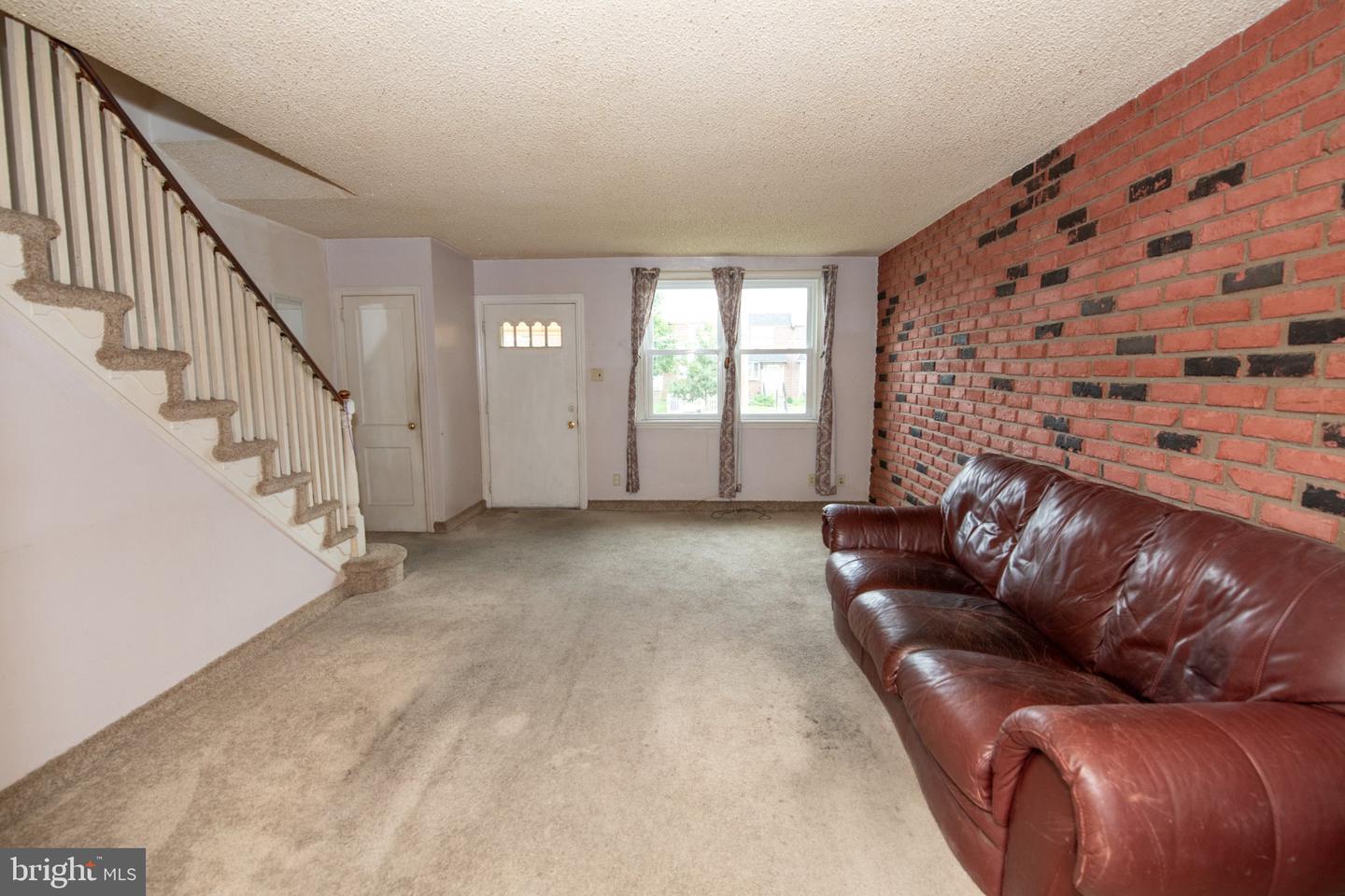 2836 Magee Property Photo 5