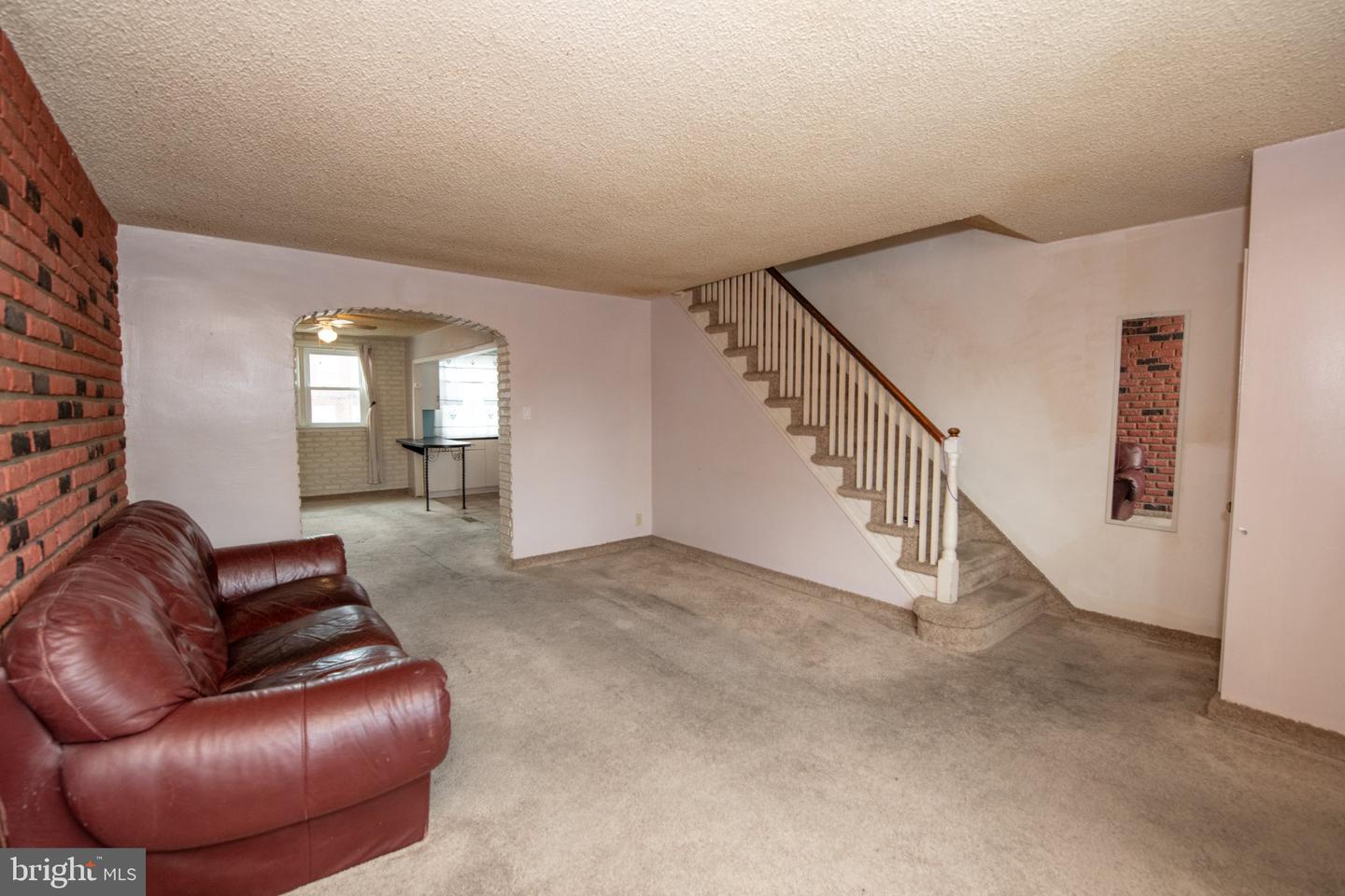 2836 Magee Property Photo 10