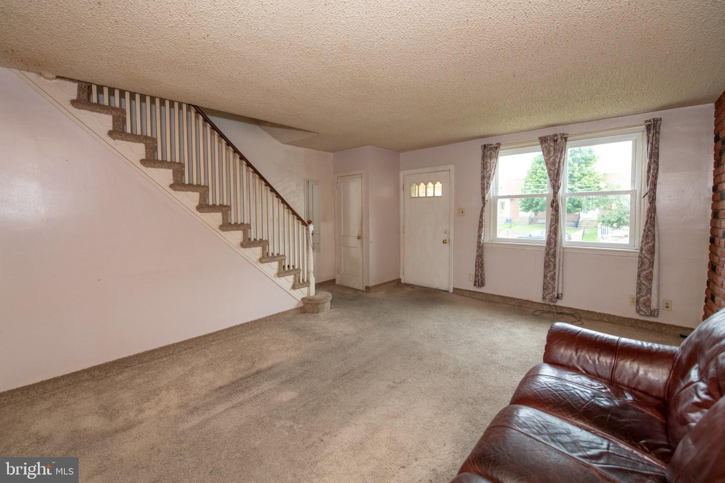 2836 Magee Property Photo 11