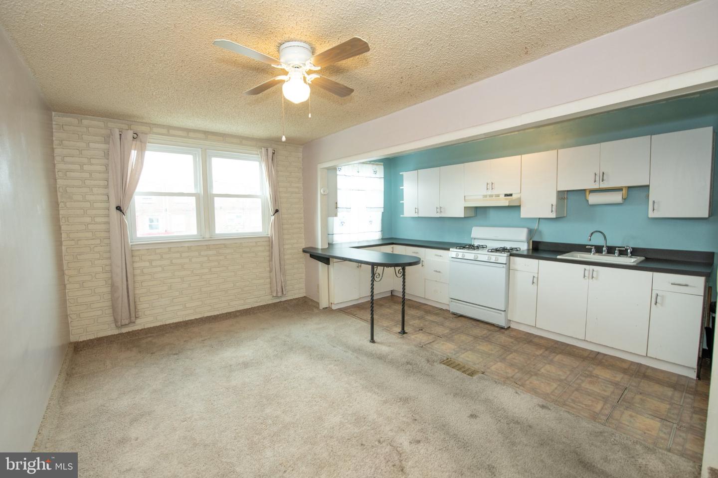 2836 Magee Property Photo 12