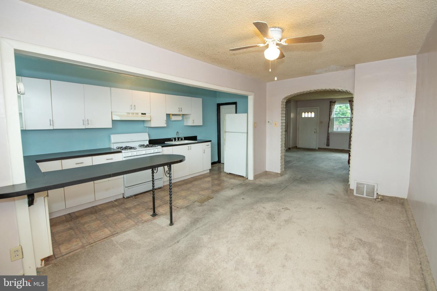 2836 Magee Property Photo 15