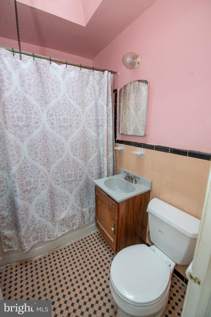 2836 Magee Property Photo 25