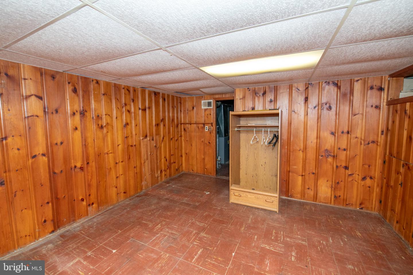 2836 Magee Property Photo 32