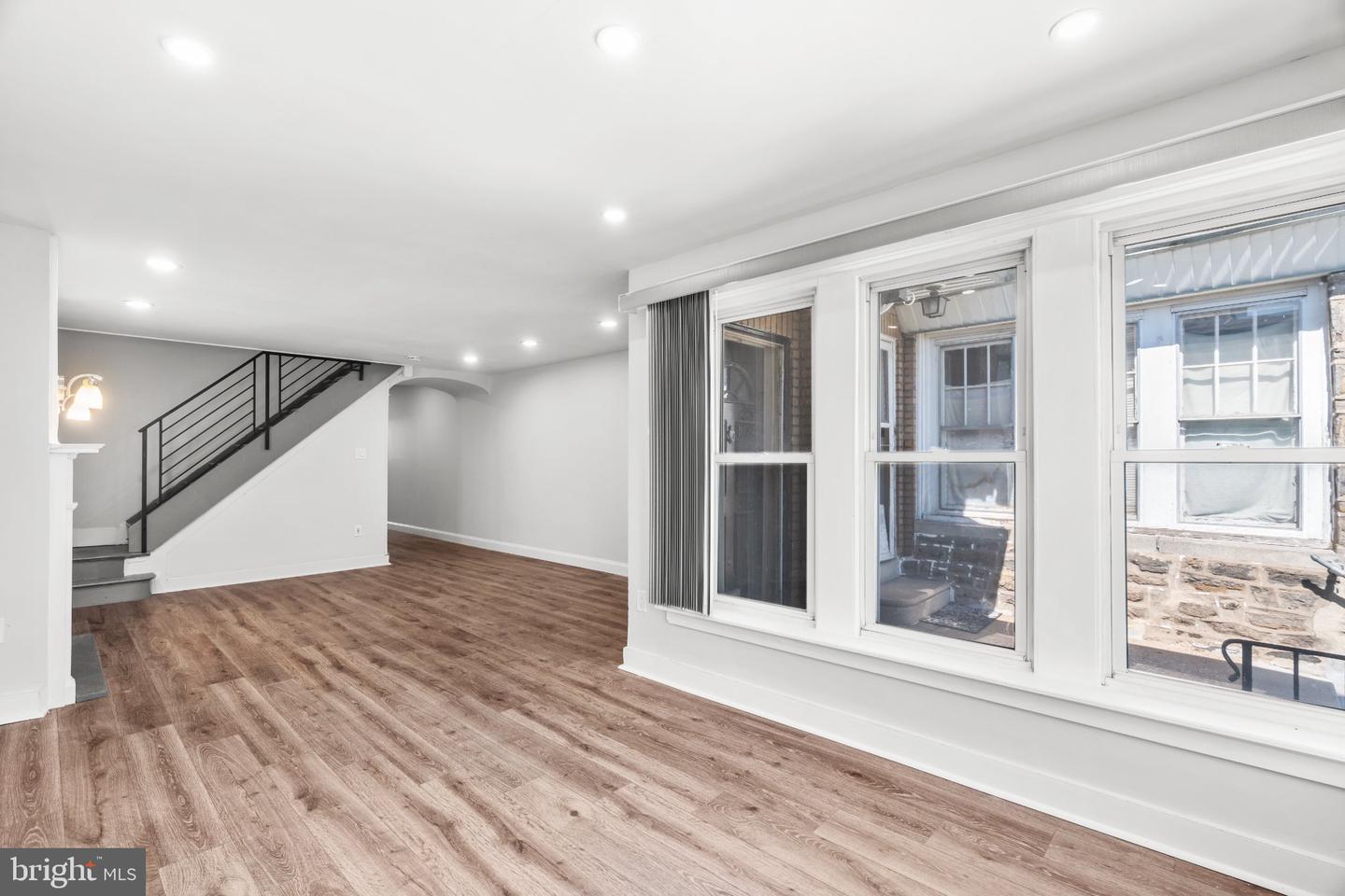 7020 Ogontz Ave Property Photo 6