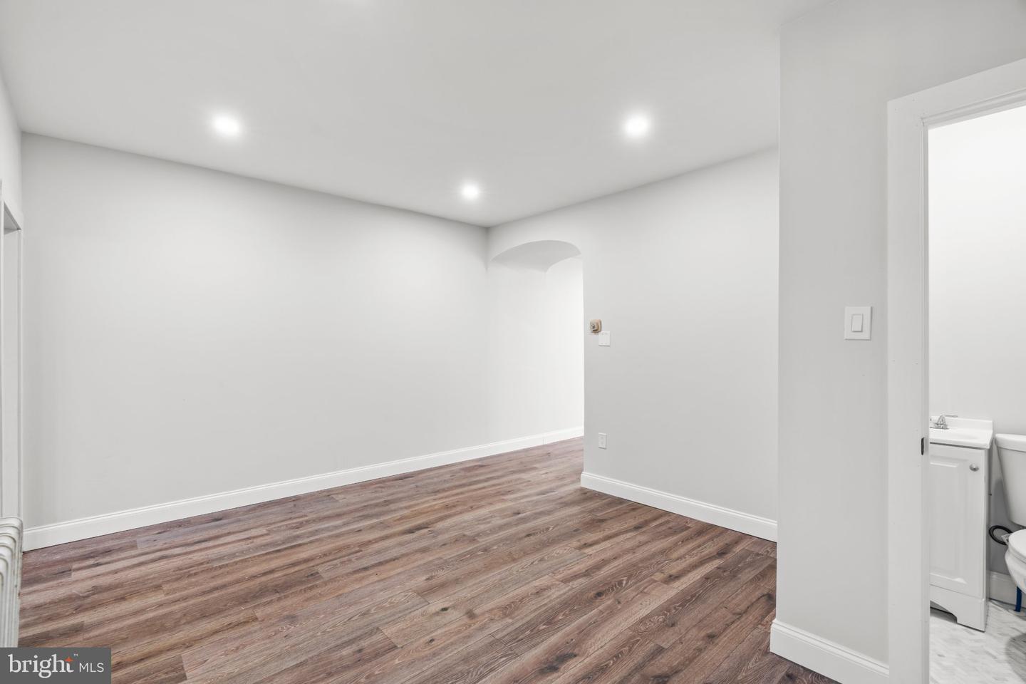 7020 Ogontz Ave Property Photo 9