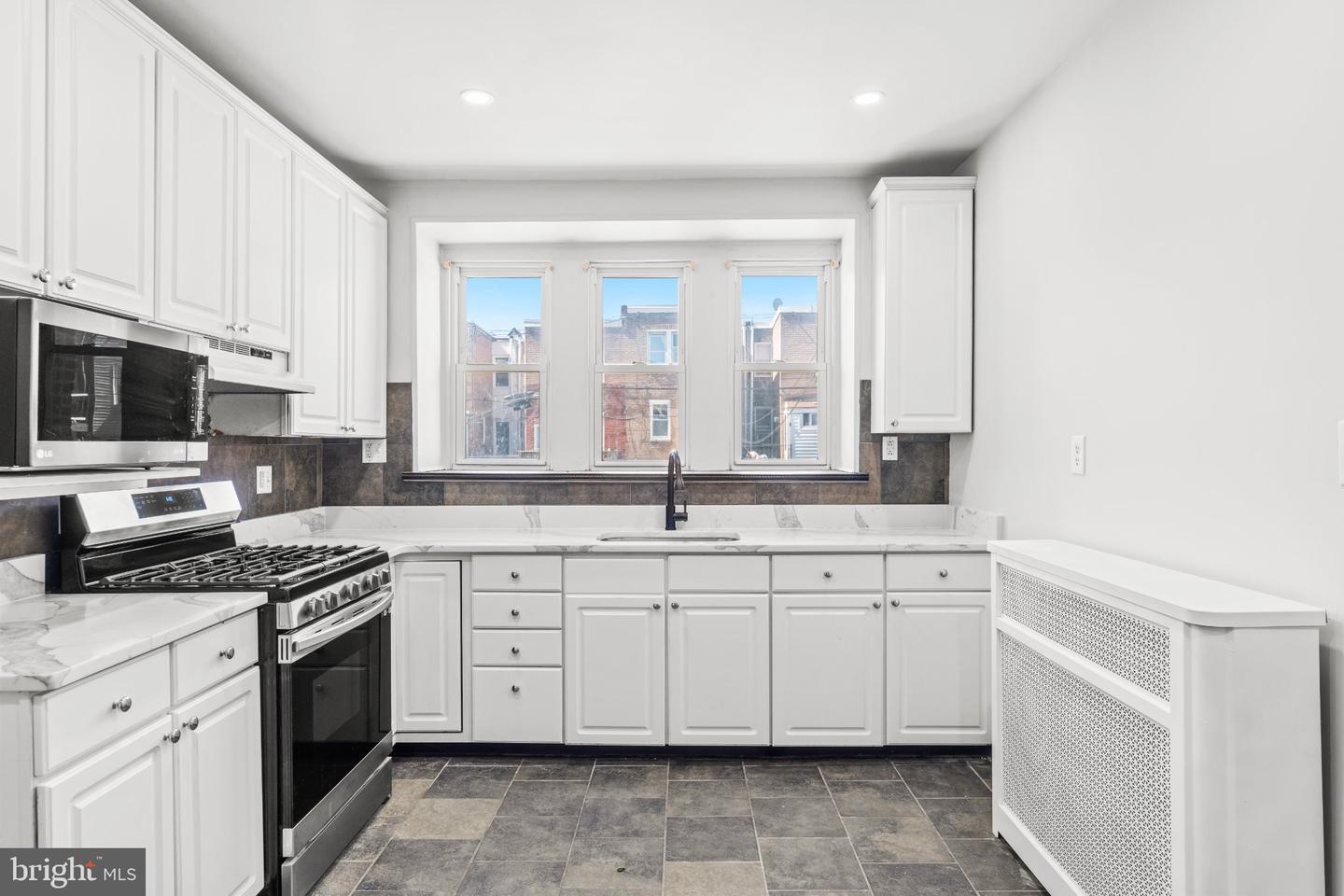 7020 Ogontz Ave Property Photo 13