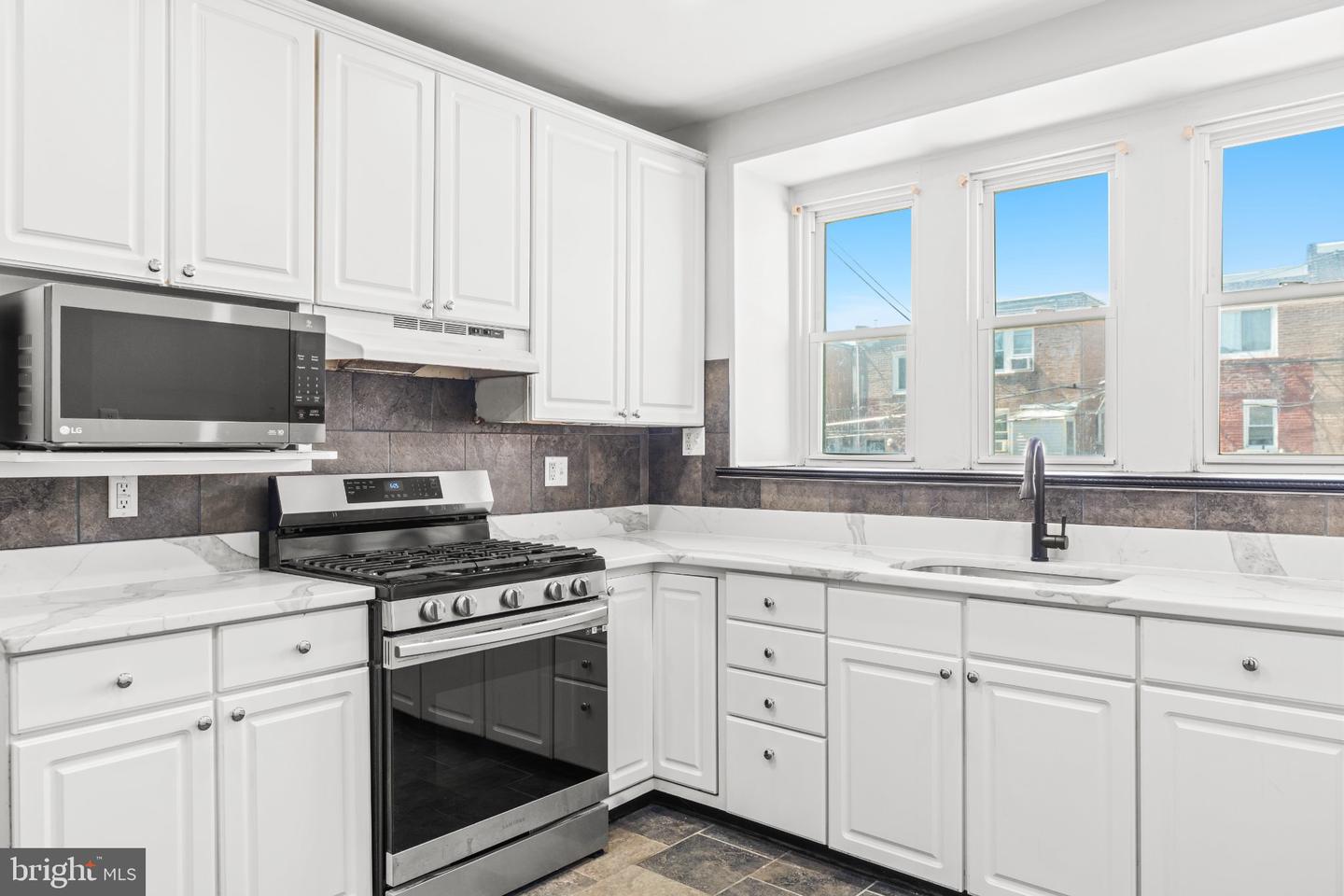 7020 Ogontz Ave Property Photo 14