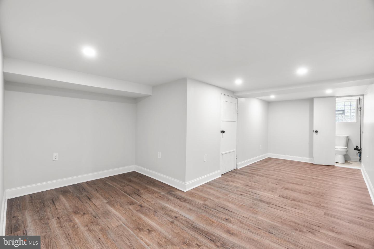 7020 Ogontz Ave Property Photo 25