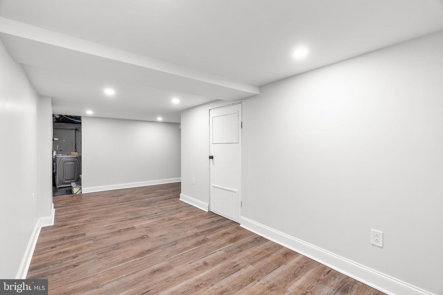 7020 Ogontz Ave Property Photo 27