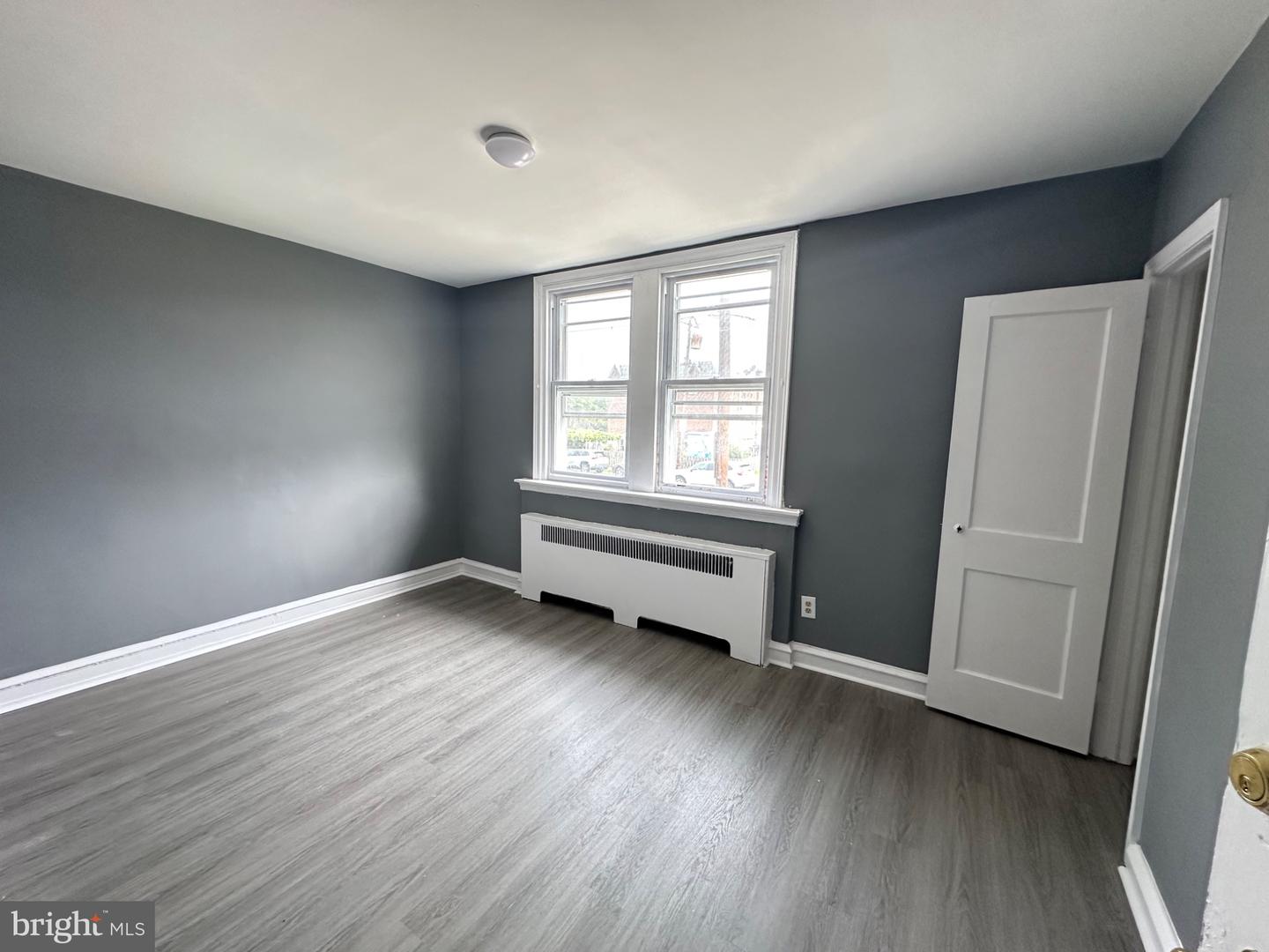 6950 Kindred Property Photo 10