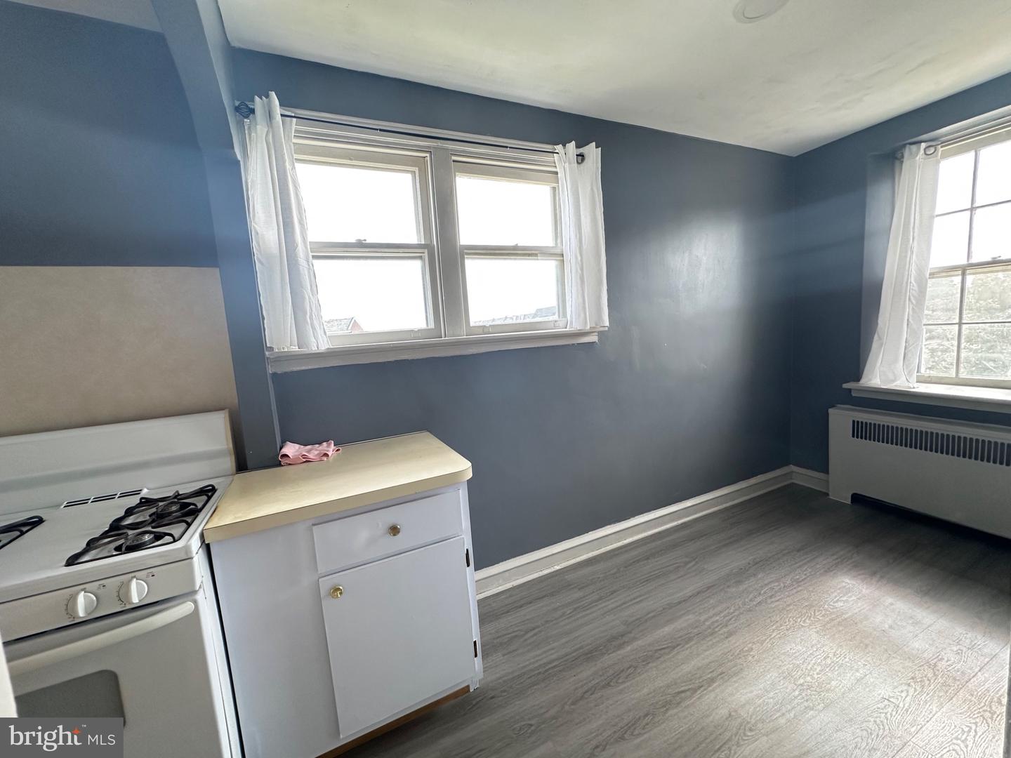 6950 Kindred Property Photo 14